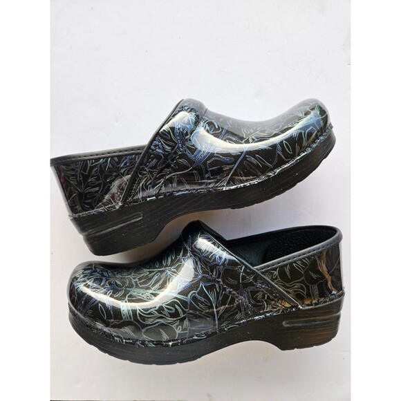 Dansko Shoes - Dansko Professional Leaf Pattern Patent Leather Comfort Clogs Size 9 EU 39